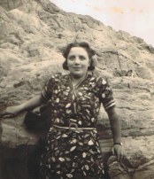 Lillian Greystones 1940a1-thestewartsinireland.ie