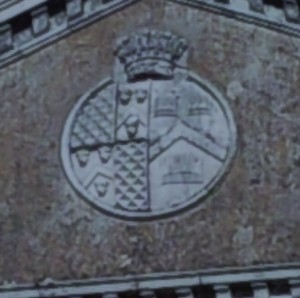 family crest on house1-thestewartsinireland.ie
